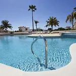 公寓 O A Ramos Palmeira Gale Esta Inserido Num Com Piscina, Fica Apenas A 250 Metros Da Da Gale - Com Ar Condicionado Na Sala, Smart Tv Com Prime Video E Cozinha Completa *