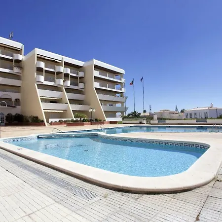 O A Ramos Palmeira Galé Está Inserido Num Com Piscina, Fica Apenas A 250 Metros Da Da Galé - Com Ar Condicionado Na Sala, Smart Tv Com Prime Vídeo E Cozinha Completa *