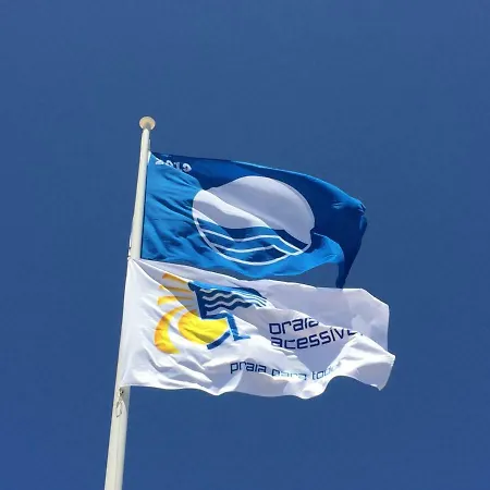 O A Ramos Palmeira Gale Esta Inserido Num Com Piscina, Fica Apenas A 250 Metros Da Da Gale - Com Ar Condicionado Na Sala, Smart Tv Com Prime Video E Cozinha Completa Appartement Albufeira